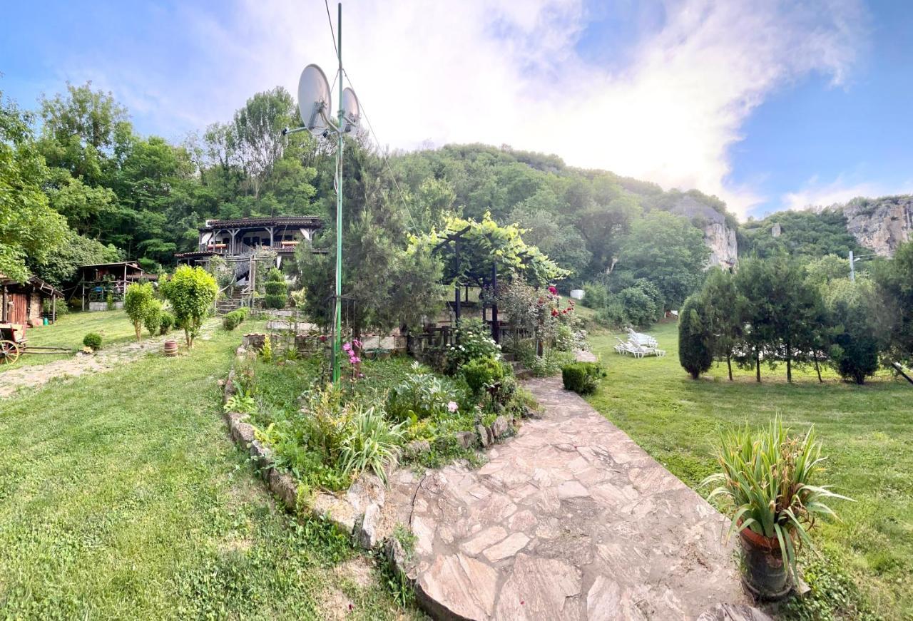 Milkovata Guest House Koshov Eksteriør bilde