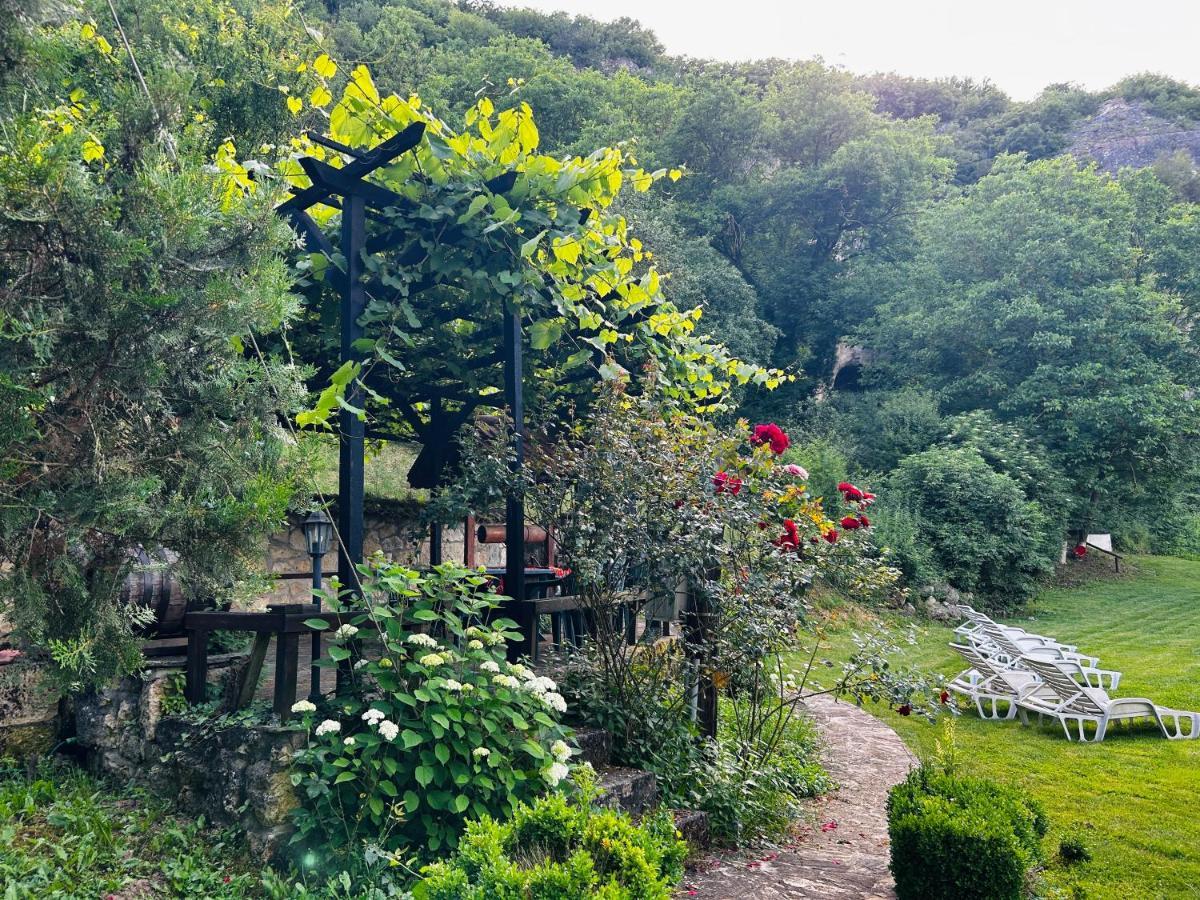 Milkovata Guest House Koshov Eksteriør bilde