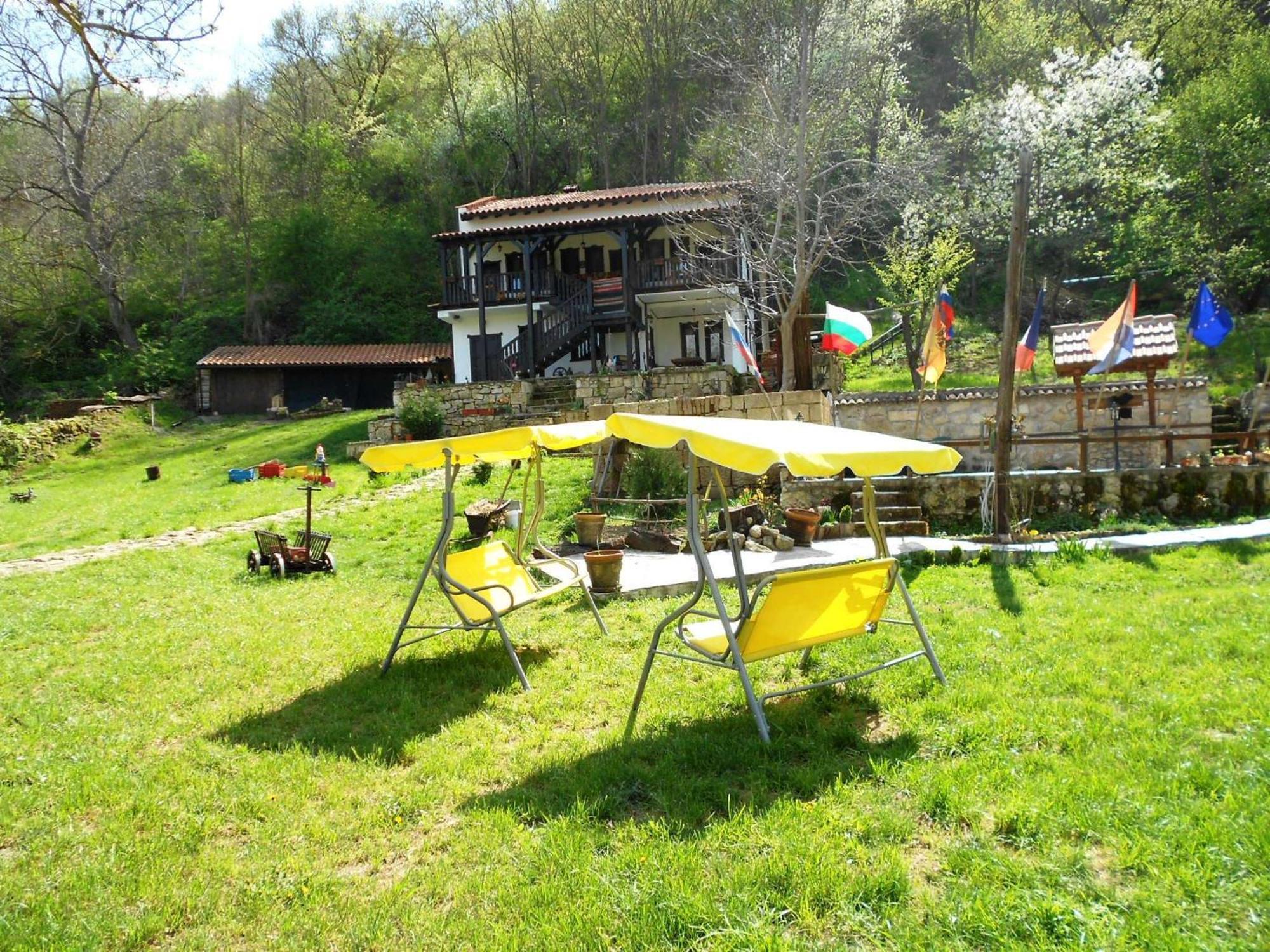 Milkovata Guest House Koshov Eksteriør bilde